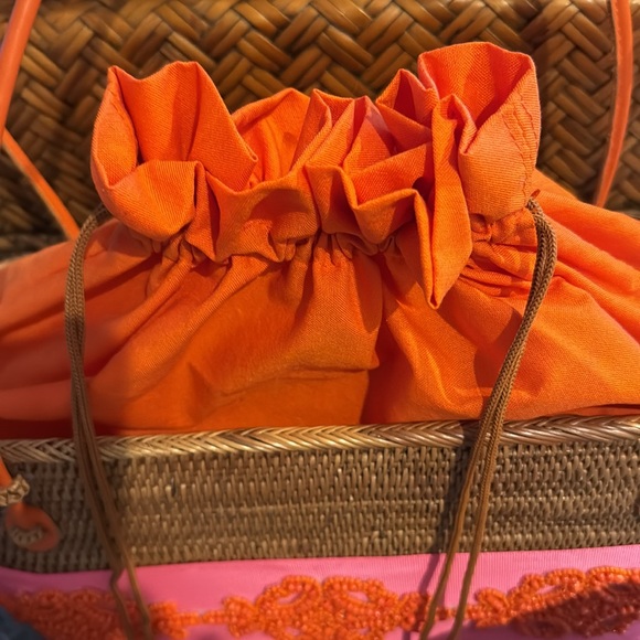 Bali Ratan Woven Handbag - Picture 8 of 8
